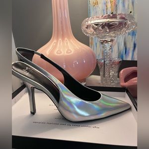 Rare Silver Holographic Marc Fisher LTD Emalyn slingback